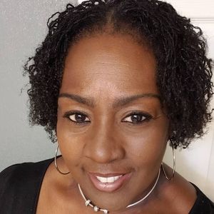 Meet your Posher, Deneen